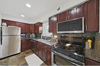 151 E Palisade Ave #6D, Englewood, NJ 07631 - Photo 22