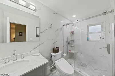 151 E Palisade Ave #6D, Englewood, NJ 07631 - Photo 30