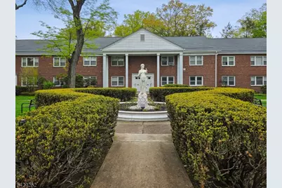 151 E Palisade Ave #6D, Englewood, NJ 07631 - Photo 4