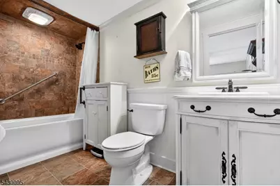 90 Hamburg Tpke, Bloomingdale, NJ 07403 - Photo 26