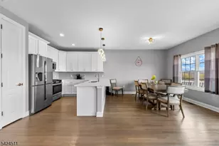 64 Halina Ln, Butler, NJ 07405 - Photo 8