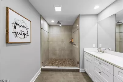 64 Halina Ln, Butler, NJ 07405 - Photo 26