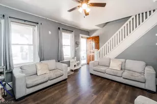 62 Lewis St, Phillipsburg, NJ 08865 - Photo 2