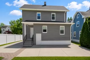 9 Sycamore St, Bloomfield, NJ 07003 - Photo 34
