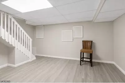 9 Sycamore St, Bloomfield, NJ 07003 - Photo 22