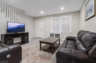 9 Sycamore St, Bloomfield, NJ 07003 - Photo 6