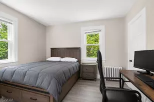 9 Sycamore St, Bloomfield, NJ 07003 - Photo 18