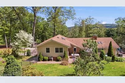 123 Old Clinton Rd, Raritan Township, NJ 08822 - Photo 36