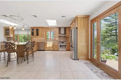 123 Old Clinton Rd, Raritan Township, NJ 08822 - Photo 4