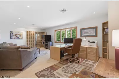 123 Old Clinton Rd, Raritan Township, NJ 08822 - Photo 10