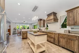 235 Hudson Ave, Hopatcong, NJ 07843 - Photo 10