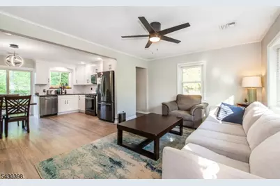 110 Belleview Ave, Butler, NJ 07405 - Photo 4