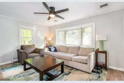 110 Belleview Ave, Butler, NJ 07405 - Photo 6
