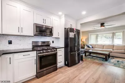 110 Belleview Ave, Butler, NJ 07405 - Photo 10