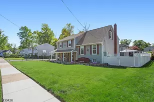 317 Jamestown Rd, Bridgewater, NJ 08807 - Photo 2
