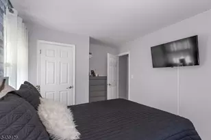 317 Jamestown Rd, Bridgewater, NJ 08807 - Photo 30