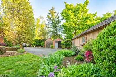 135 Ridge Rd, Nutley, NJ 07110 - Photo 30