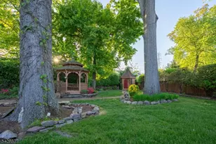 135 Ridge Rd, Nutley, NJ 07110 - Photo 32