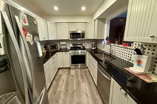 16 Sparrow Cir, Hampton Township, NJ 07860 - Photo 2