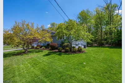 7 Waddington Ave, West Orange Township, NJ 07052 - Photo 20