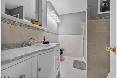 12 Borelle Sq, Sayreville, NJ 08859 - Photo 10