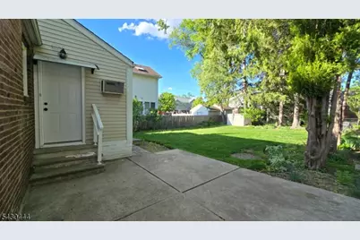 1-37 34th St, Fair Lawn, NJ 07410 - Photo 20
