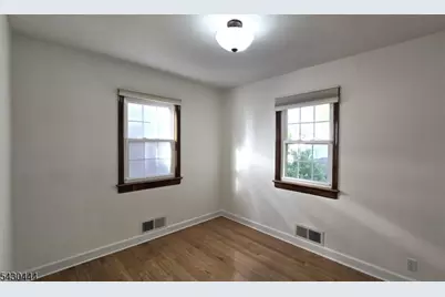 1-37 34th St, Fair Lawn, NJ 07410 - Photo 12
