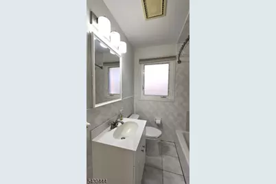 1-37 34th St, Fair Lawn, NJ 07410 - Photo 10