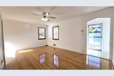 1-37 34th St, Fair Lawn, NJ 07410 - Photo 2