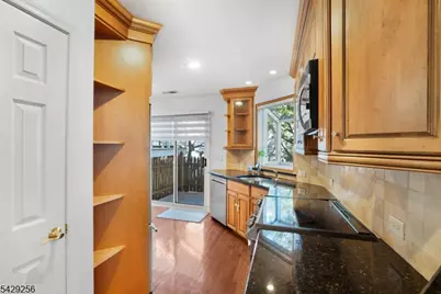 89 Birchwood Road, Bedminster Township, NJ 07921 - Photo 4