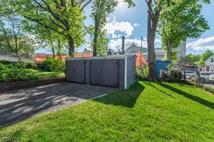 191 Smith St, Newark, NJ 07106 - Photo 28