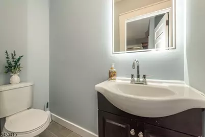 191 Smith St, Newark, NJ 07106 - Photo 12