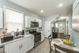 191 Smith St, Newark, NJ 07106 - Photo 10