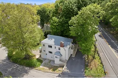 119 Lakeside Blvd, Hopatcong, NJ 07843 - Photo 2
