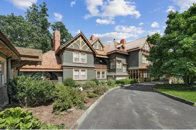 33 Edgemere Ave, Mount Arlington, NJ 07856 - Photo 2