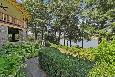 33 Edgemere Ave, Mount Arlington, NJ 07856 - Photo 34