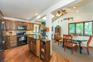 45 Lakeside Trail, Kinnelon, NJ 07405 - Photo 6