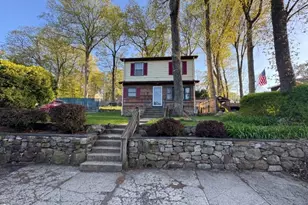 19 E Shore Rd, Jefferson Township, NJ 07849 - Photo 2