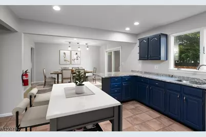 231 Grove St, Somerville, NJ 08876 - Photo 4