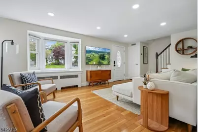 93 South Prospect St, Verona, NJ 07044 - Photo 8