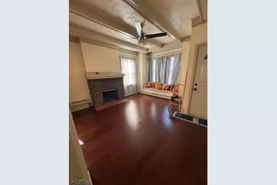 284 Seymour Ave, Newark, NJ 07112 - Photo 6