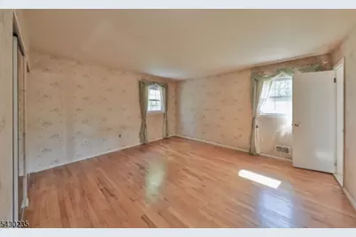 28 Scott Dr, Hillsborough Township, NJ 08844 - Photo 14