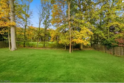 105 Tennyson Dr, Millburn, NJ 07078 - Photo 32
