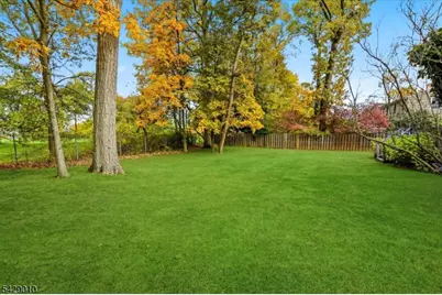 105 Tennyson Dr, Millburn, NJ 07078 - Photo 30