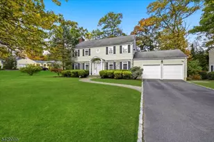 105 Tennyson Dr, Millburn Twp., NJ 07078 - Photo 2