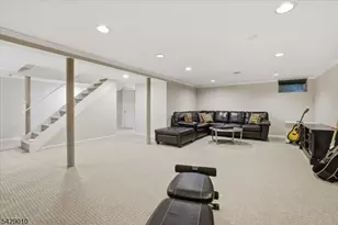 105 Tennyson Dr, Millburn Twp., NJ 07078 - Photo 26