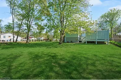 20 Madelyn Ave, West Milford, NJ 07480 - Photo 18