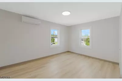 146 W Grant Ave, Roselle Park, NJ 07204 - Photo 20
