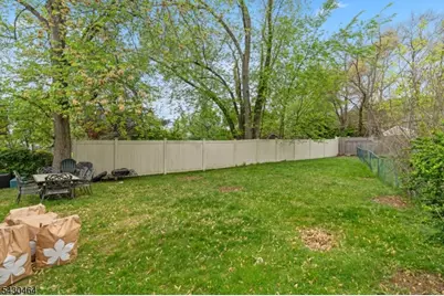 824 Pompton Ave, Cedar Grove, NJ 07009 - Photo 14