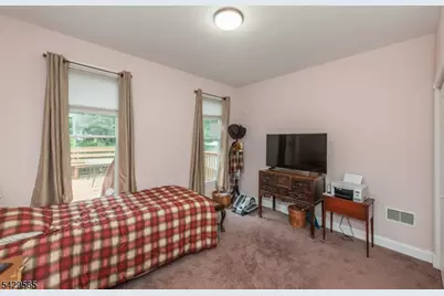 37 Thomas Ter, Wayne, NJ 07470 - Photo 14